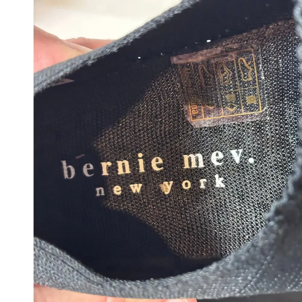 Bernie Mev NWT Size 5 (EU 36) Gravitas Vegan Slip-On Memory Foam Sneakers Black